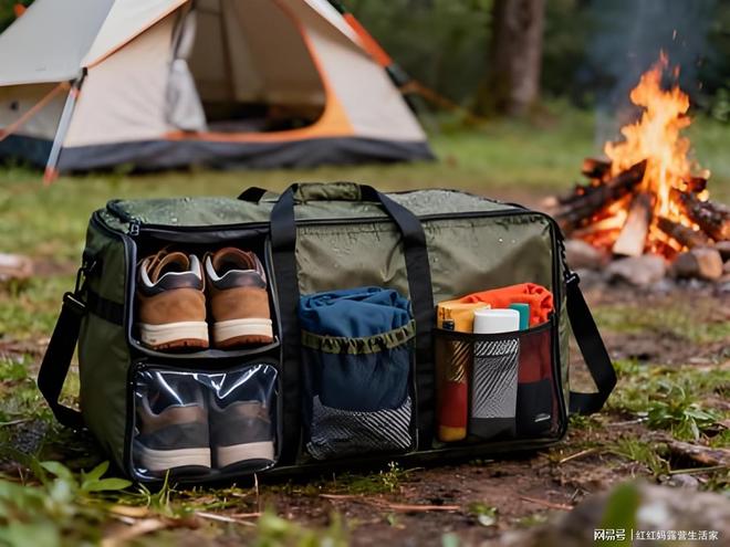 指南：从狼狈到从容的实战手册pg电子中国新手露营装备避坑(图3)